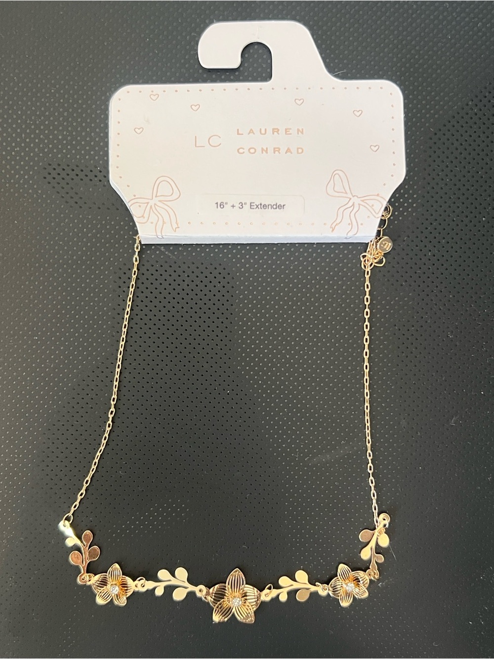 NWT LC Lauren Conrad Gold Floral Vine Necklace